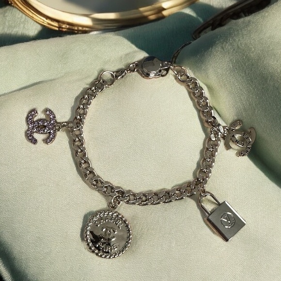 Pendant necklaces & bracelets 18k gold and sterling silver chains - Picture 5 of 6